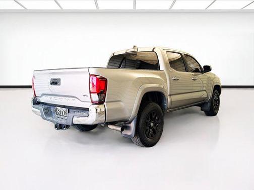 Silver Sky Metallic 2018 Toyota Tacoma SR5