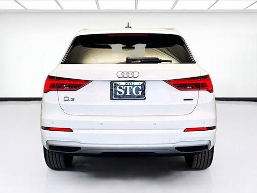 2020 Audi Q3 45 Premium