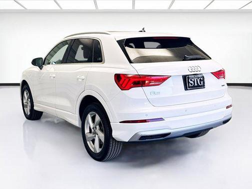 2020 Audi Q3 45 Premium