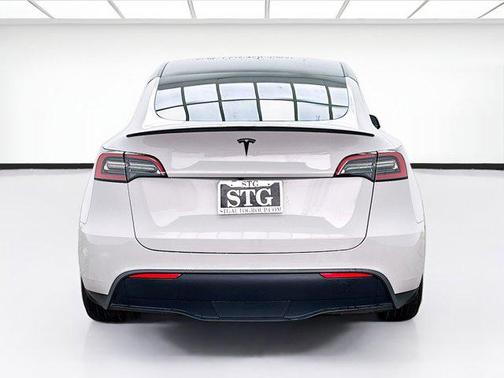 2023 Tesla Model Y Performance Dual Motor All-Wheel Drive