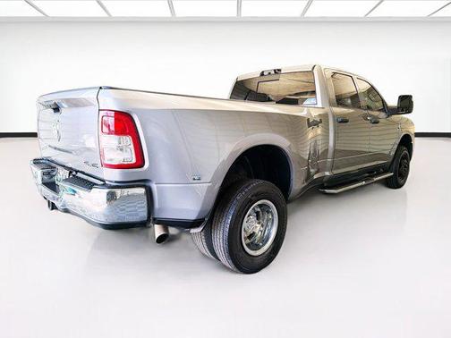 Billet Silver Metallic Clearcoat 2024 RAM 3500 Tradesman Crew Cab 4x4 8' Box