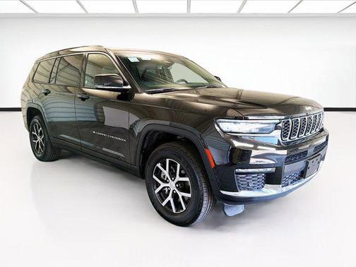 Diamond Black Crystal Pearlcoat 2024 Jeep Grand Cherokee L Limited