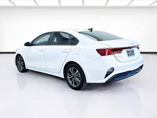 2022 Kia Forte LXS