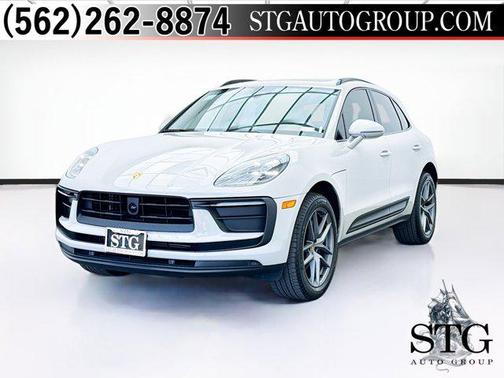 2022 Porsche Macan Base