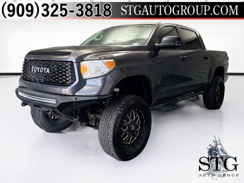 2017 Toyota Tundra SR5