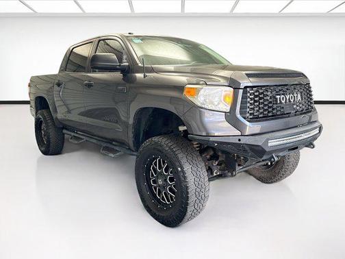 2017 Toyota Tundra SR5