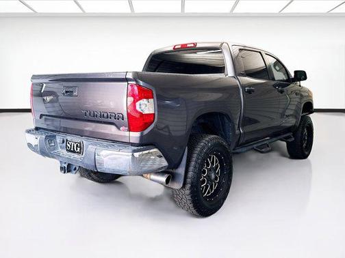 2017 Toyota Tundra SR5