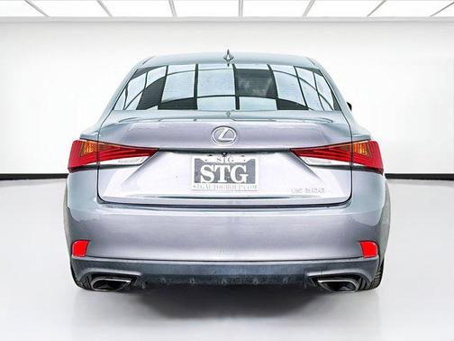 2018 Lexus IS 300 Base