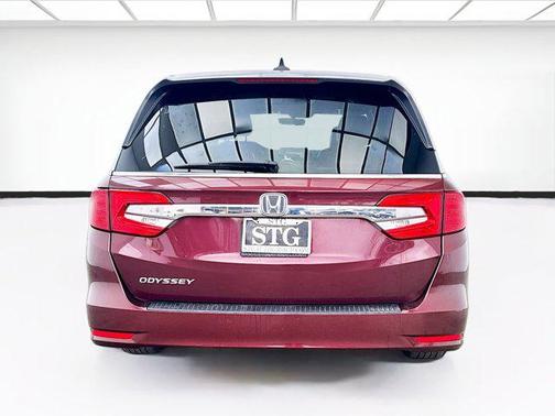 Burgundy 2019 Honda Odyssey EX-L