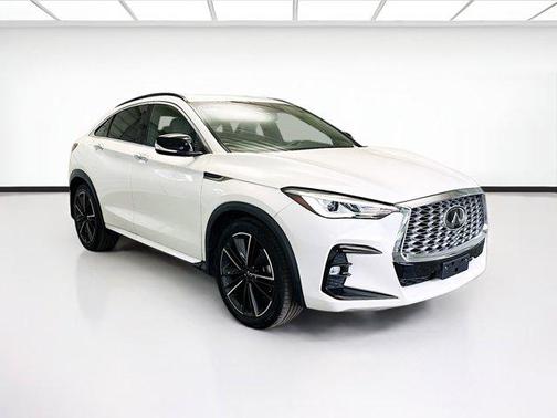 2022 INFINITI QX55 LUXE