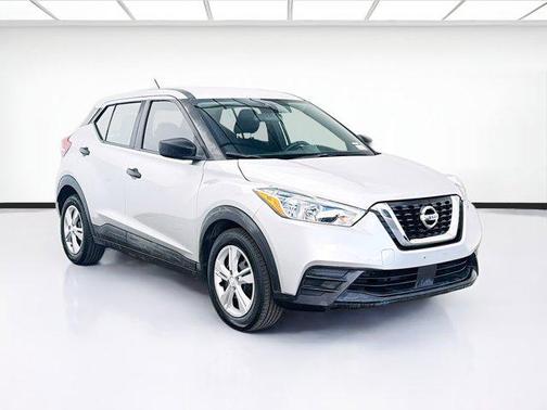 2020 Nissan Kicks S