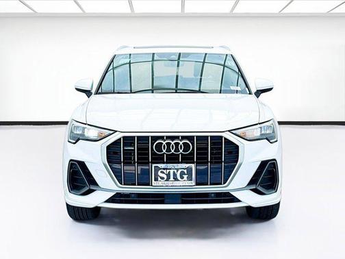 2021 Audi Q3 45 S line Premium