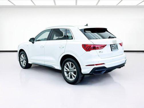 2021 Audi Q3 45 S line Premium