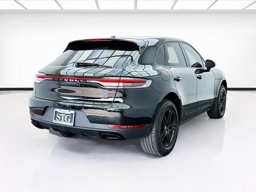 2020 Porsche Macan Base