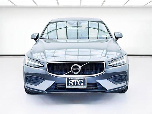 2019 Volvo S60 T5 Momentum