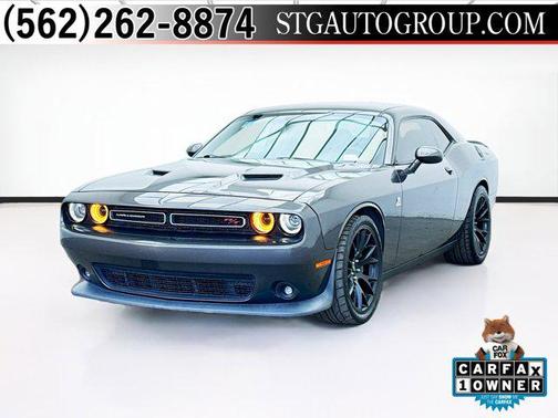 2016 Dodge Challenger R/T Scat Pack