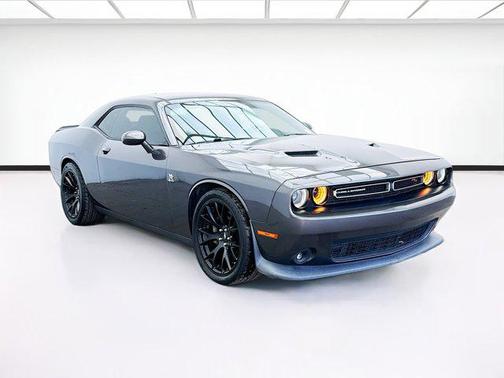 2016 Dodge Challenger R/T Scat Pack