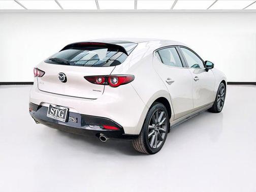 2024 Mazda Mazda3 FWD w/Preferred Package