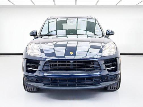 2020 Porsche Macan Base
