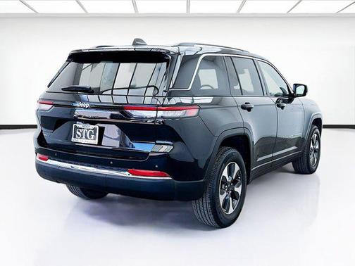 2022 Jeep Grand Cherokee 4xe Base