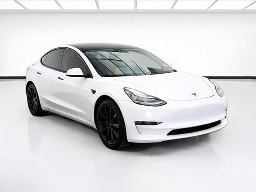 Pearl White Multi-Coat 2018 Tesla Model 3 Long Range