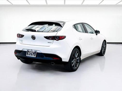 2021 Mazda Mazda3 FWD w/Preferred Package