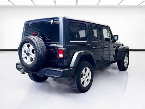 2022 Jeep Wrangler Unlimited Sport