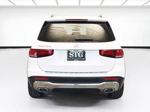 2022 Mercedes-Benz GLB 250 Base