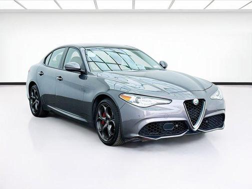 2017 Alfa Romeo Giulia Ti