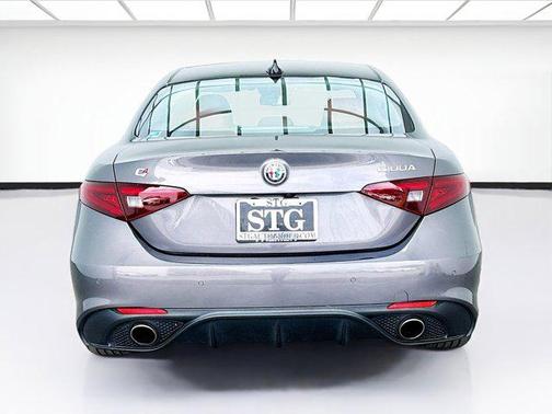 2017 Alfa Romeo Giulia Ti