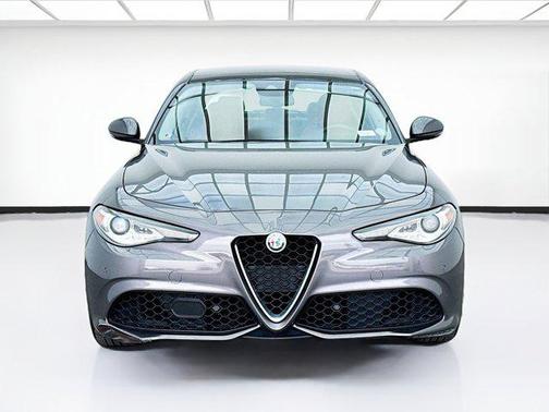 2017 Alfa Romeo Giulia Ti