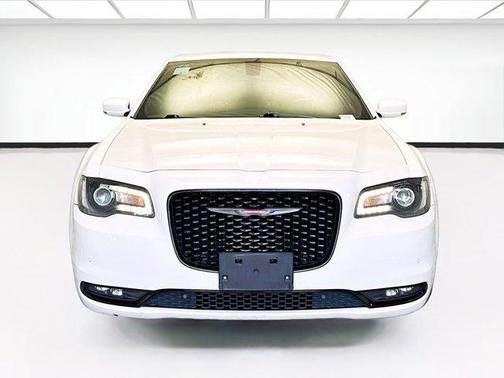 2021 Chrysler 300 S