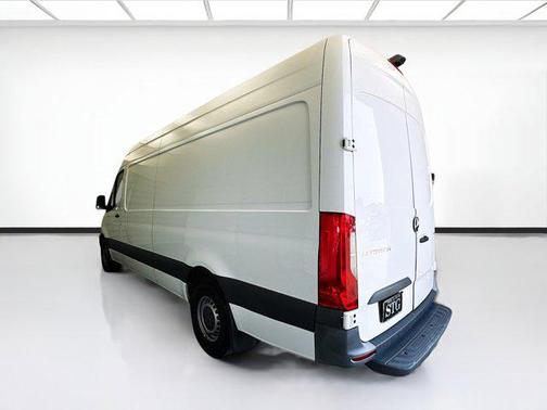 2022 Mercedes-Benz Sprinter 2500 High Roof
