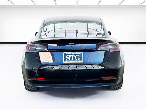 2019 Tesla Model 3 Mid Range