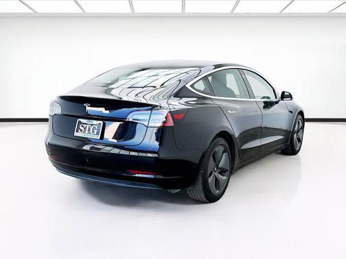 2019 Tesla Model 3 Mid Range