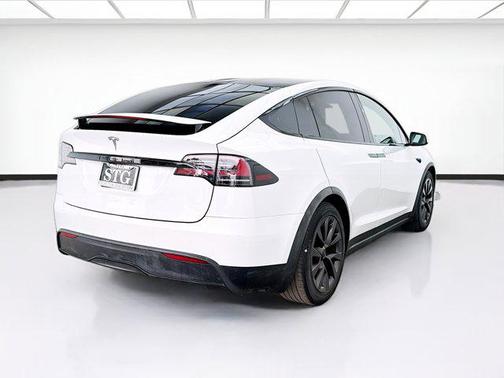 Pearl White Multi-Coat 2022 Tesla Model X Dual Motor All-Wheel Drive