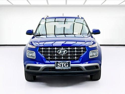 2023 Hyundai VENUE SEL