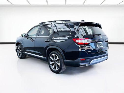 2023 Honda Pilot AWD Elite