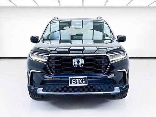 2023 Honda Pilot AWD Elite