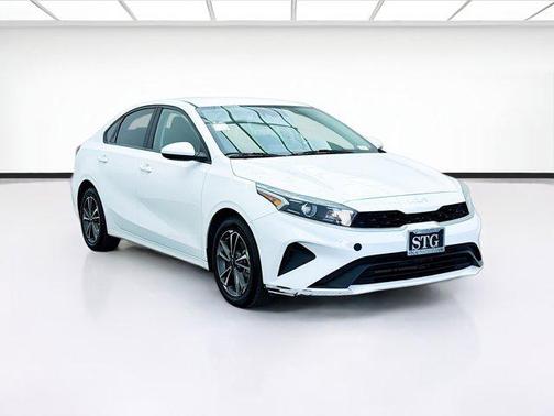 2022 Kia Forte LXS