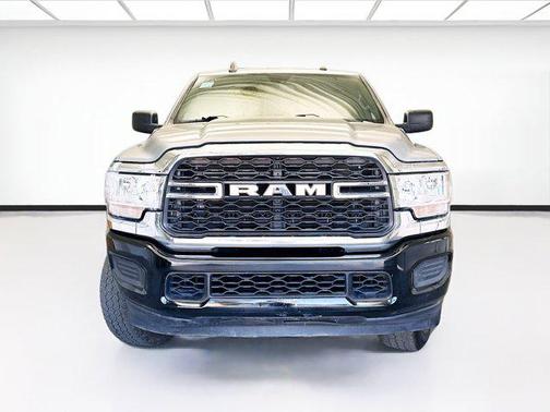 2021 RAM 2500 Tradesman Crew Cab 4x4 6'4' Box