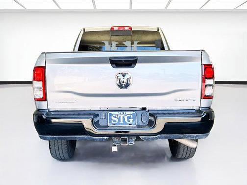 2021 RAM 2500 Tradesman Crew Cab 4x4 6'4' Box