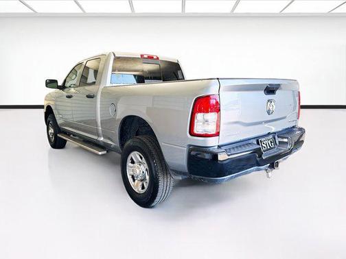2021 RAM 2500 Tradesman Crew Cab 4x4 6'4' Box