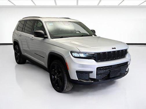 2022 Jeep Grand Cherokee L Altitude