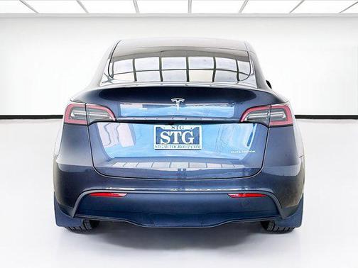 2024 Tesla Model Y Long Range Dual Motor All-Wheel Drive