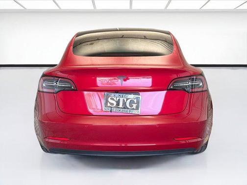 2022 Tesla Model 3 Standard Range