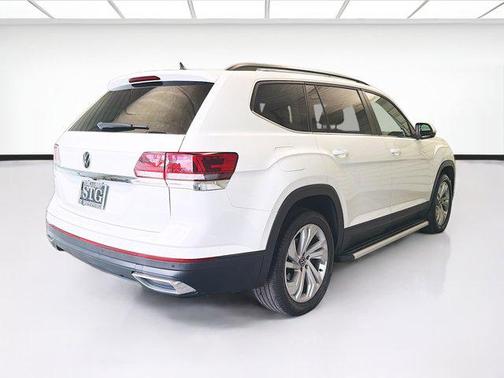 Pure White 2023 Volkswagen Atlas 2.0T SE w/Technology