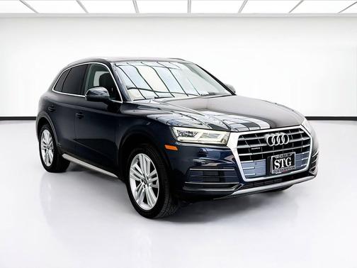 Moonlight Blue 2019 Audi Q5 2.0T Premium Plus