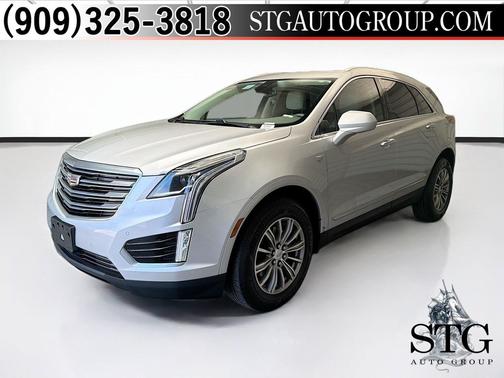 Radiant Silver Metallic 2018 Cadillac XT5 Luxury