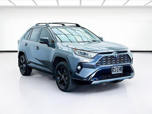 2021 Toyota RAV4 Hybrid SE